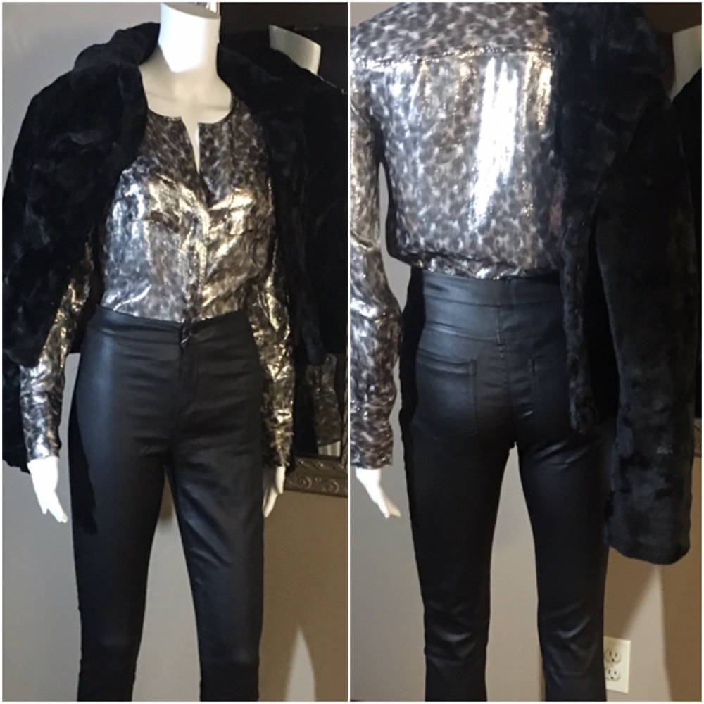 ❣️HP❣️ Black Faux Fur Coat